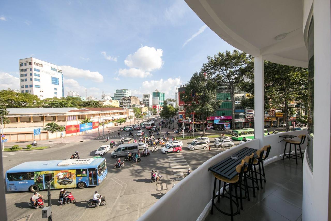 Scandinavian Apartment With Balcony In Bui Vien Thành Pho Ho Chí Minh Esterno foto