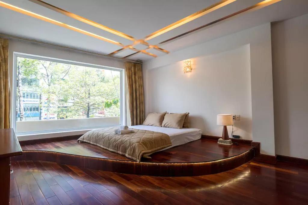 Scandinavian Apartment With Balcony In Bui Vien Thành Pho Ho Chí Minh Esterno foto